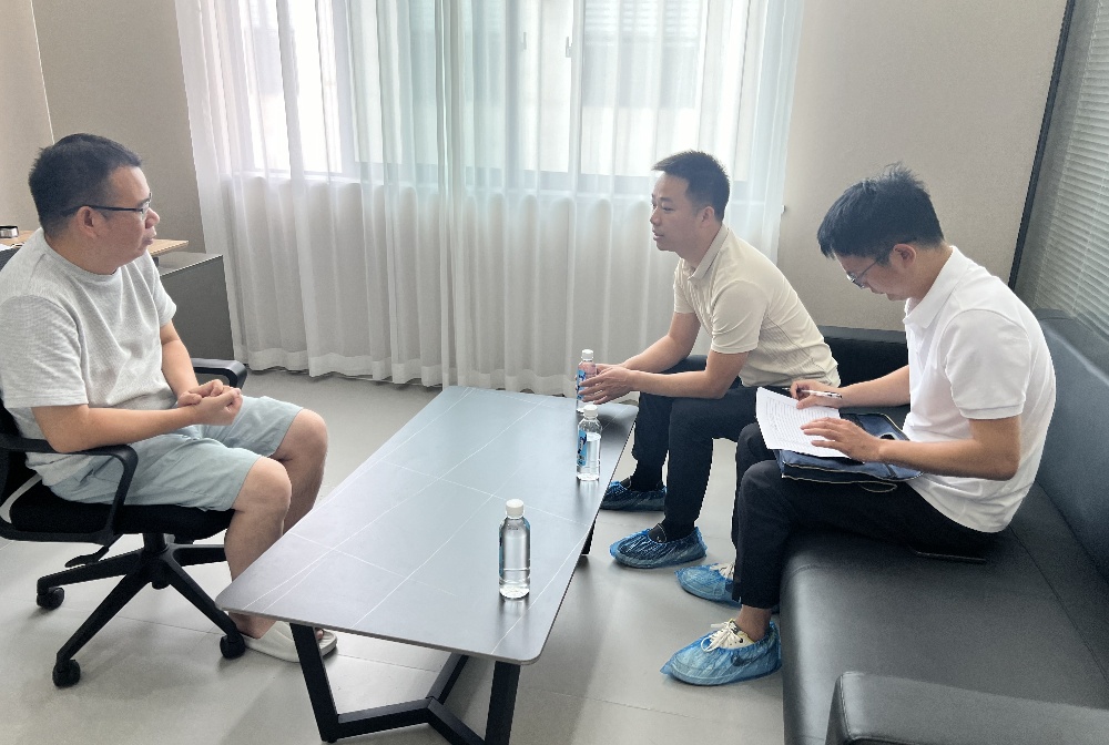 赴飞地经济园区造访陕西轩意光电科技有限公司、、、陕西源度光汇科技有限公司走访调研、、、业务洽谈